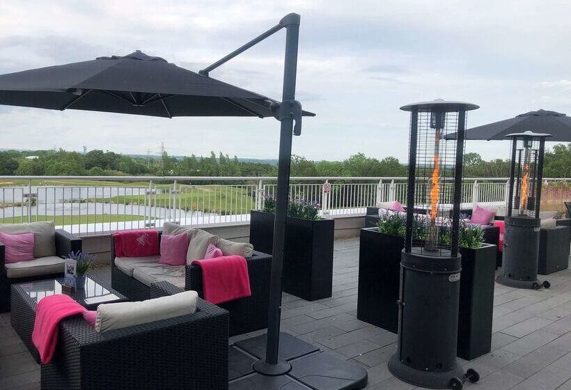 Fotos del hotel Hilton At The Ageas Bowl, Southampton:  101