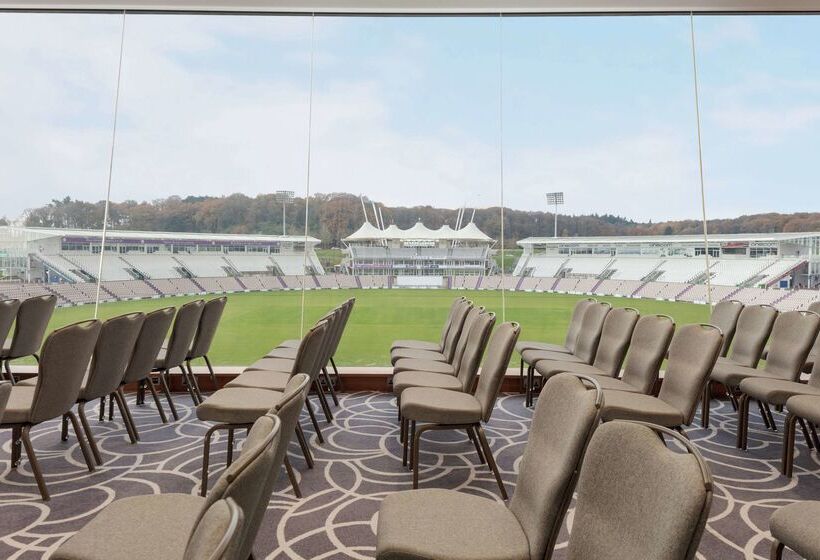 Fotos del hotel Hilton At The Ageas Bowl, Southampton:  85