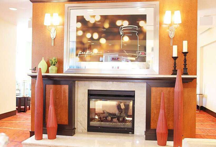 Отель Hilton Garden Inn Falls Church