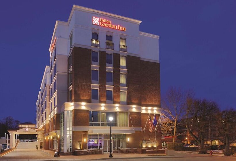 Отель Hilton Garden Inn Falls Church