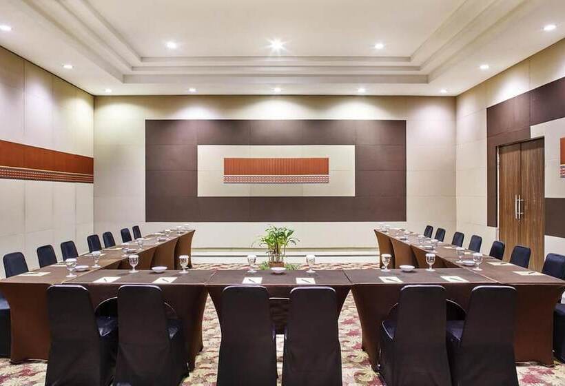 هتل Jambuluwuk Convention Hall & Resort Puncak