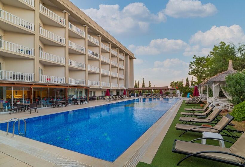 هتل Justiniano Deluxe Resort