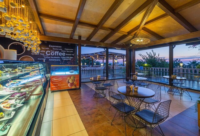 هتل Justiniano Deluxe Resort