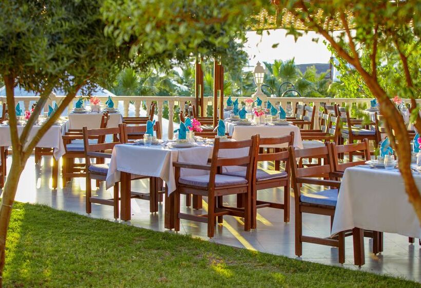 هتل Justiniano Deluxe Resort