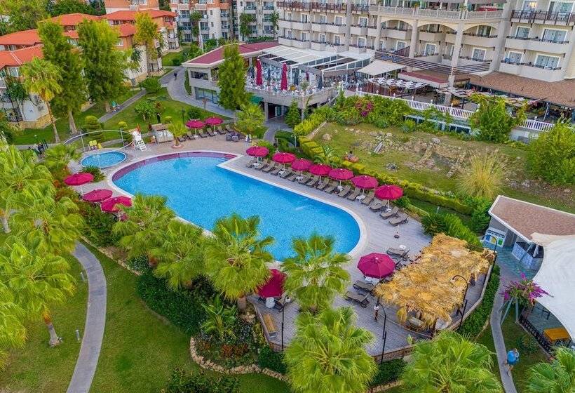 هتل Justiniano Deluxe Resort