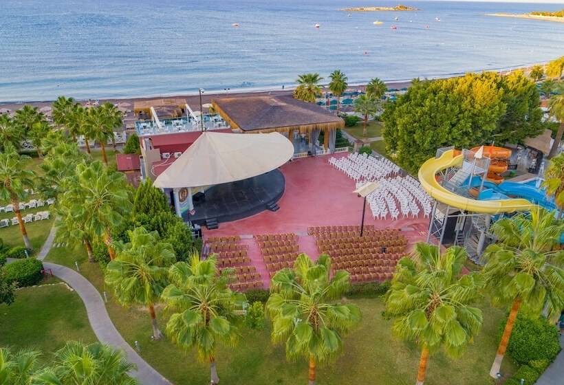 هتل Justiniano Deluxe Resort