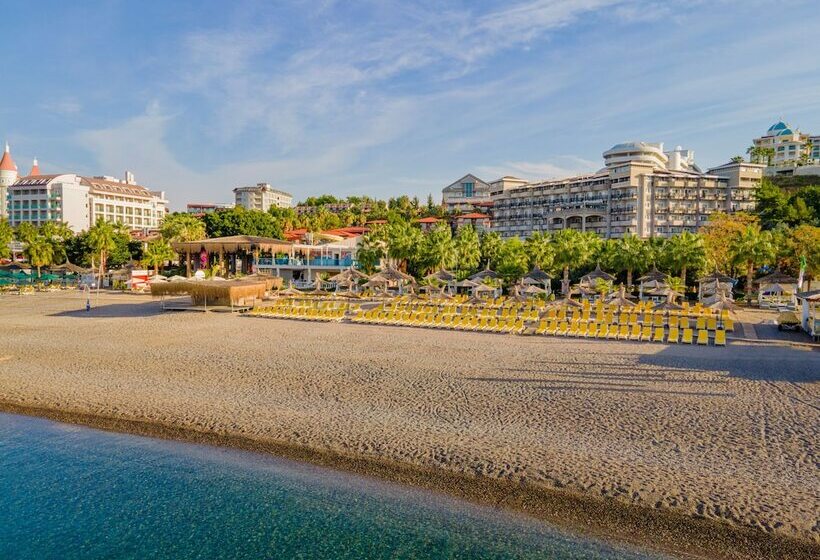 هتل Justiniano Deluxe Resort