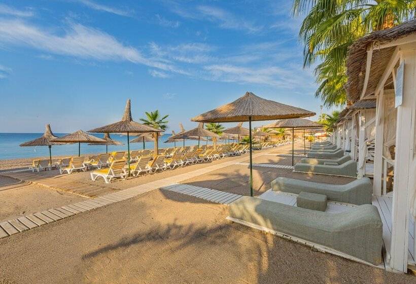 هتل Justiniano Deluxe Resort