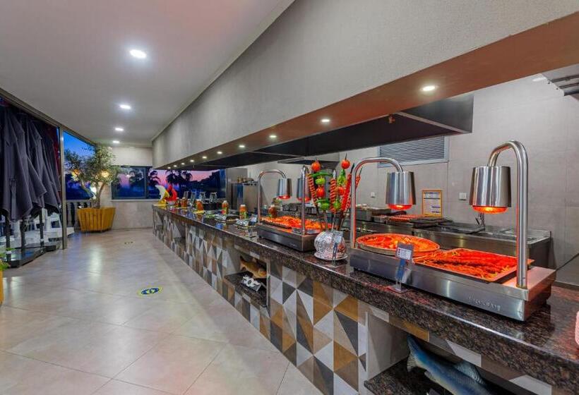 هتل Justiniano Deluxe Resort