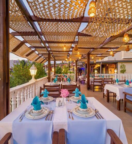 هتل Justiniano Deluxe Resort