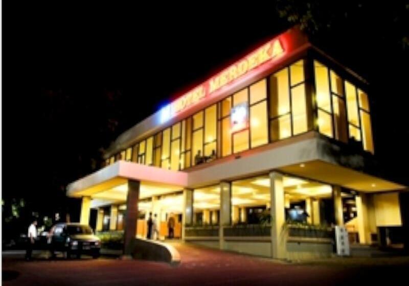 Szálloda Merdeka Madiun