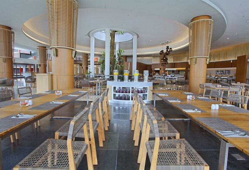 فندق Pesona Alam Resort & Spa