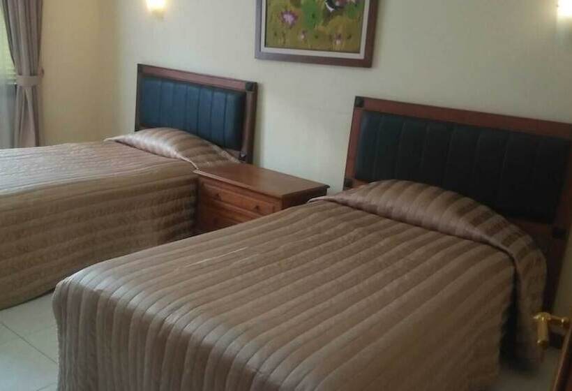 Отель Resort Prima Sangkanhurip