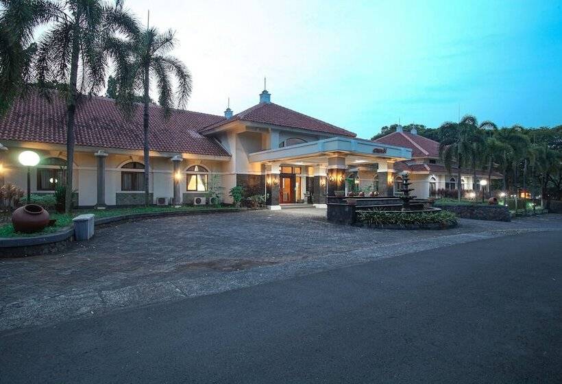 هتل The Royale Krakatau
