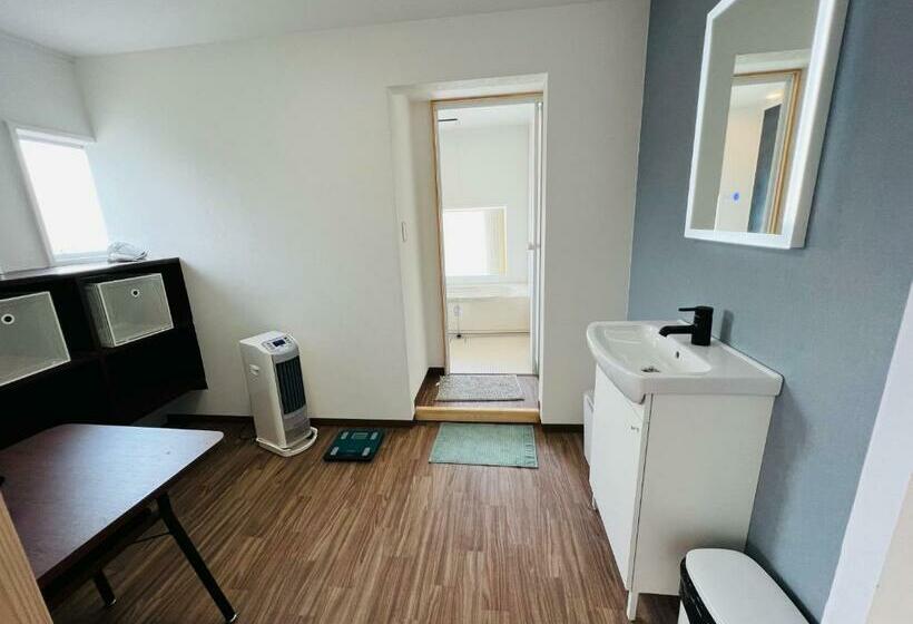 Hostel Oe