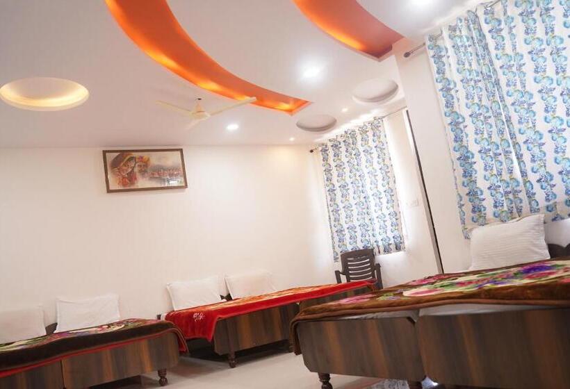 酒店 Raj Palace