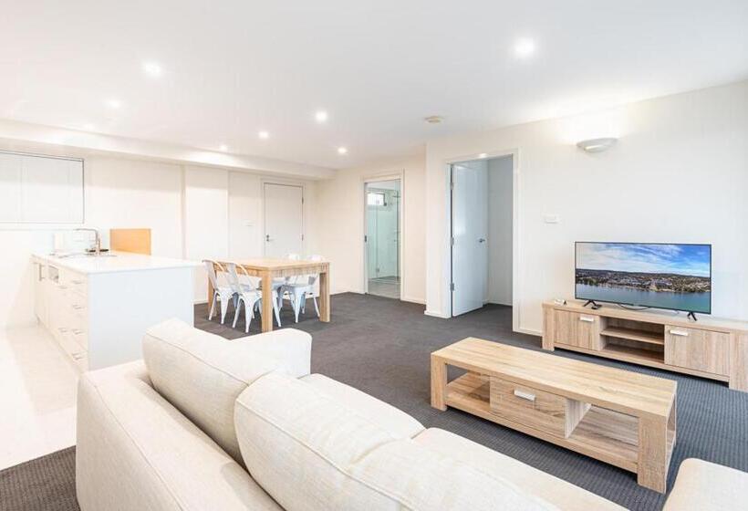 Warners Bay Apartments