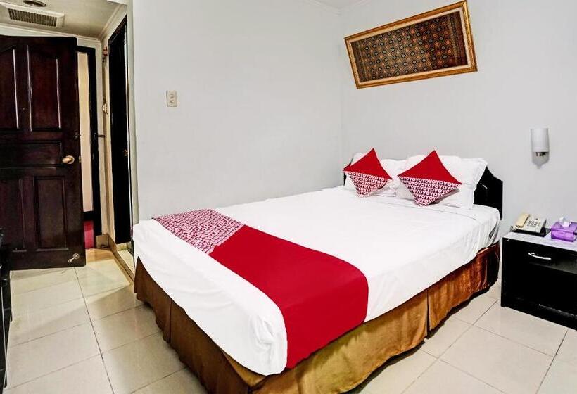 هتل Oyo 91805  Wisma Bari