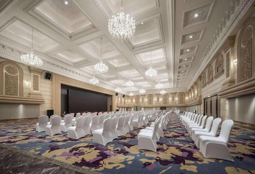 Отель Wyndham Grand Zhaoqing Downtown