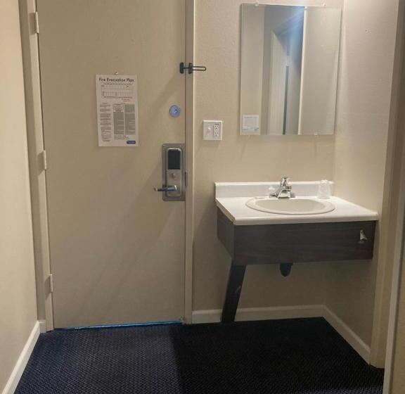 مُتل Travelodge By Wyndham Canyonville