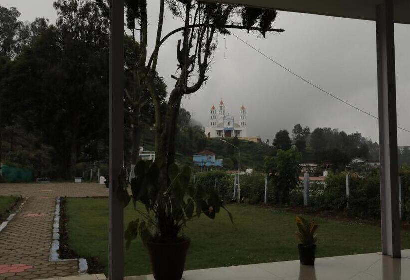 住宿加早餐 Nilgiris Inn By Lexstays Kotagiri, Ooty
