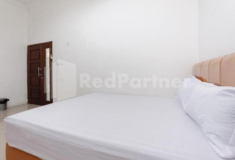 هتل Reddoorz At Wisma Nabila Syariah Near Masjid Raya Baiturrahman Banda Aceh