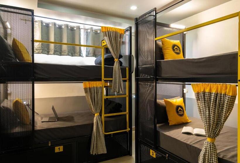 The Hosteller Chikmagalur