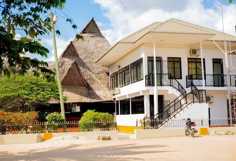 تختخواب و صبحانه Flamingo Hotel Kinyerezi