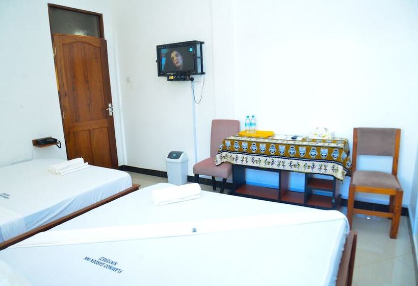 تختخواب و صبحانه Flamingo Hotel Kinyerezi