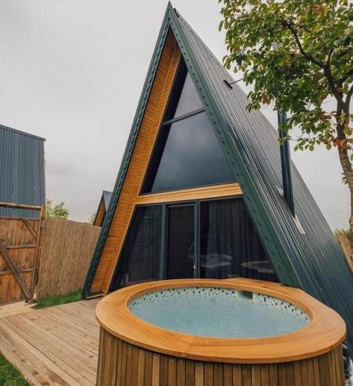 مبيت وإفطار Karmatte Bungalow