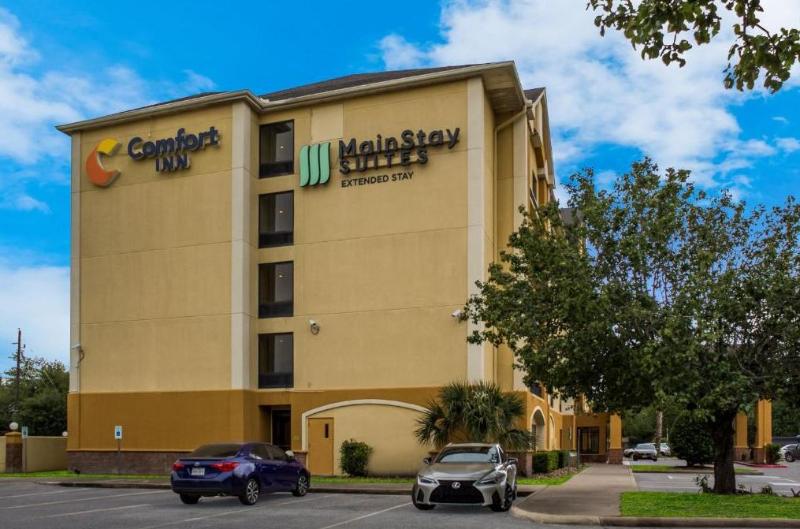 هتل Mainstay Suites