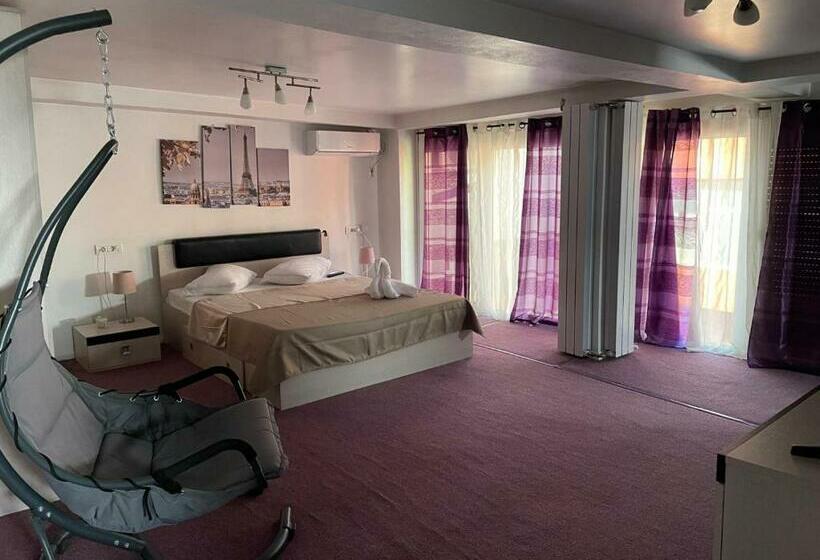 ペンション Casa Vladimirescu