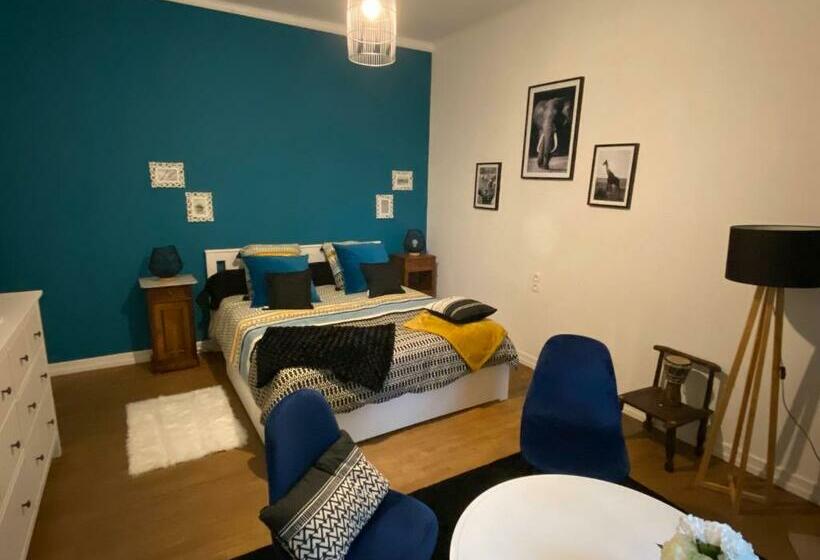 پانسیون Belle Chambre Privée   Sdb   Cuisine Partagée   Wifi   Jardin