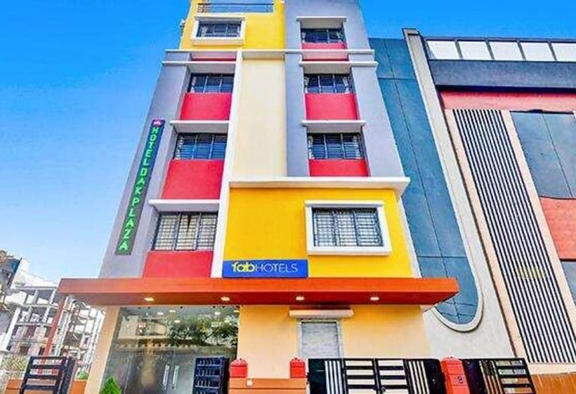 Fabhotel Dak Plaza   Nr Axis Mall