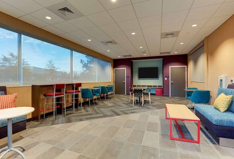 בית מלון כפרי Tru By Hilton Smithfield I95