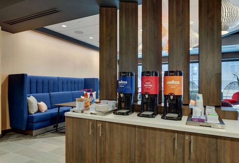 בית מלון כפרי Tru By Hilton Smithfield I95