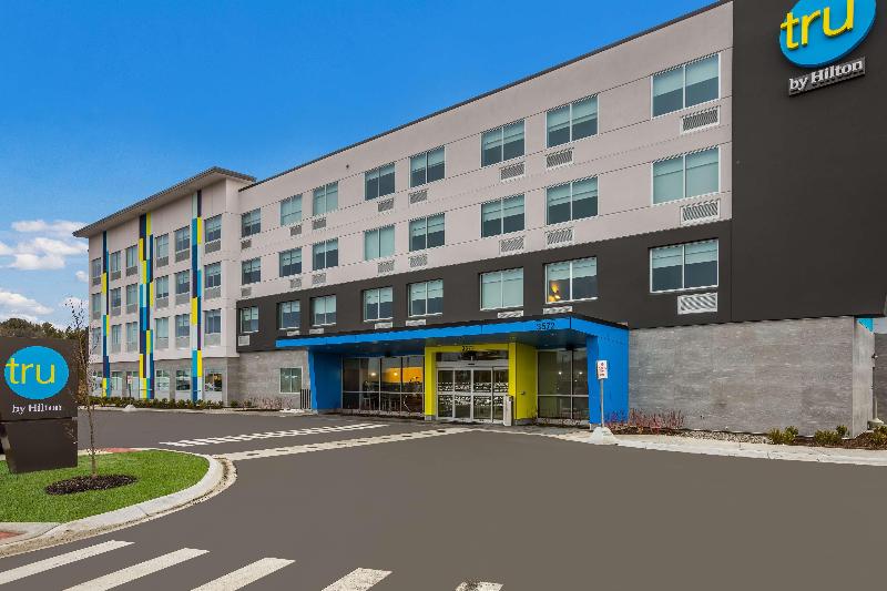 هتل Tru By Hilton Traverse City