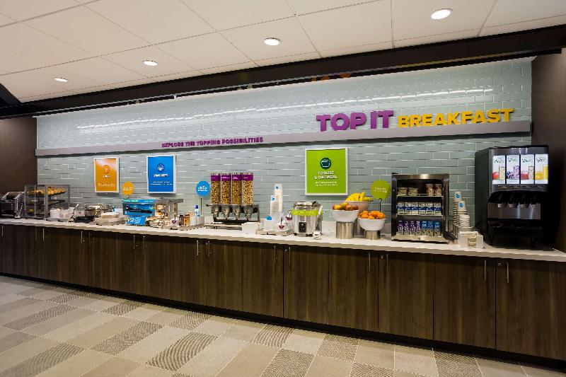 هتل Tru By Hilton Traverse City
