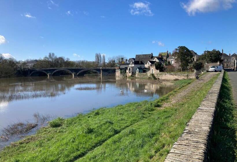 مبيت وإفطار Chambre D Hôtes Sur Le Chemin De La Loire à Vélo