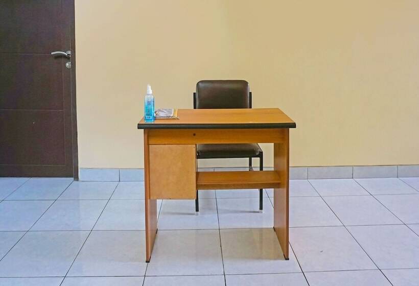 فندق Spot On 91786 Kilana Homestay