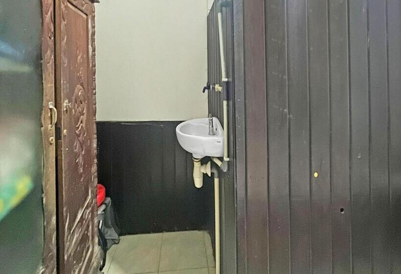 هتل Spot On 91793 Maila Homestay