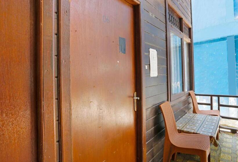 هتل Spot On 91793 Maila Homestay