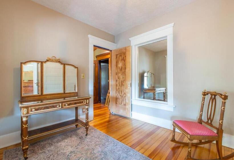 Martha S Bed And Breakfast