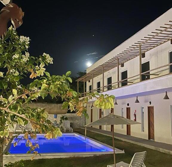 هاستل Pousada Mali