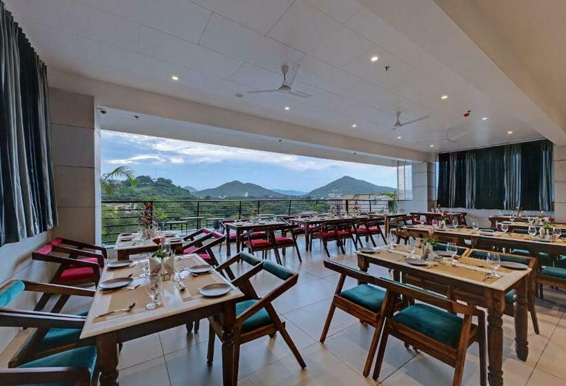 Click Hotel Suryaprakash