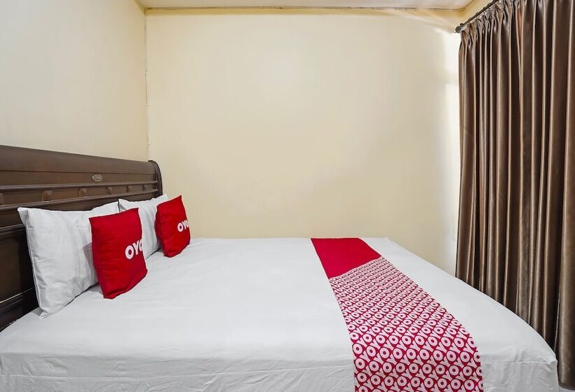 هتل Oyo 91743 Choirul Residence