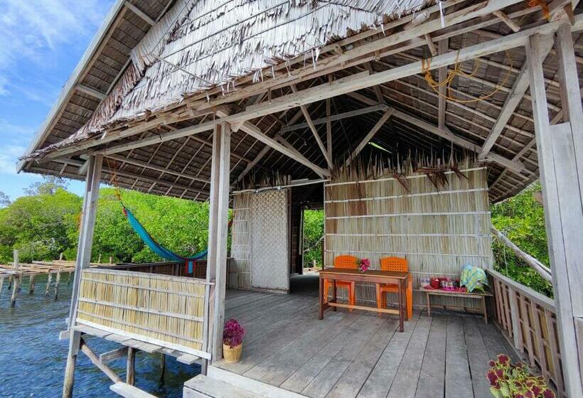 펜션 Pesona Papua Homestay