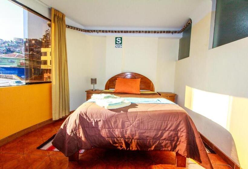 پانسیون T Ika Guest House