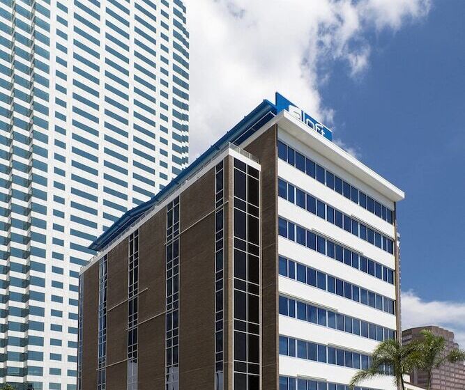 هتل Aloft Tampa Downtown