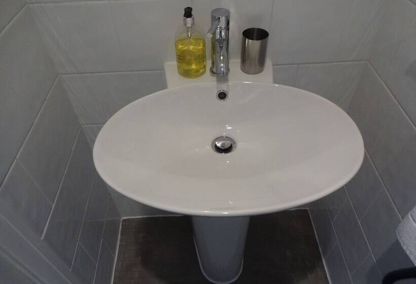 Fotos del hotel Aquarium Guest House:  11